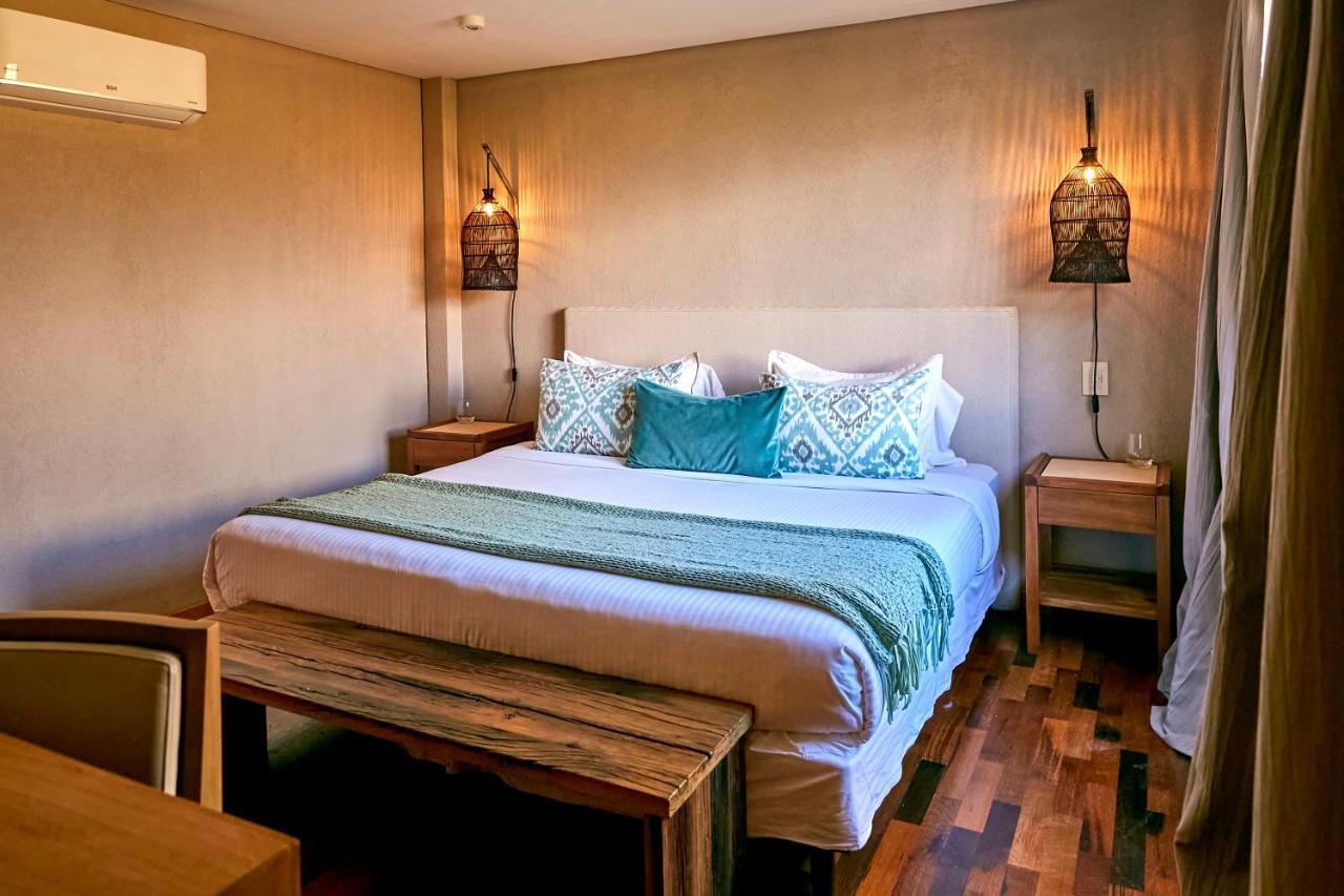 Casa De Huespedes Bodega Gimenez Riili Hotel Los Sauces  ภายนอก รูปภาพ
