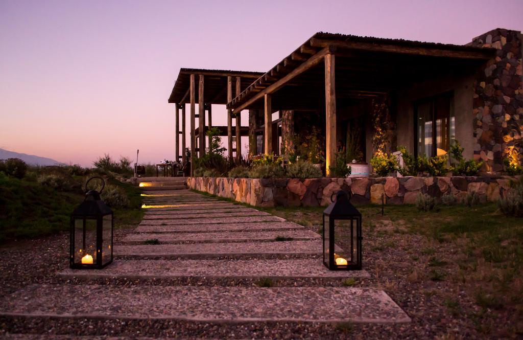 Casa De Huespedes Bodega Gimenez Riili Hotel Los Sauces  ภายนอก รูปภาพ